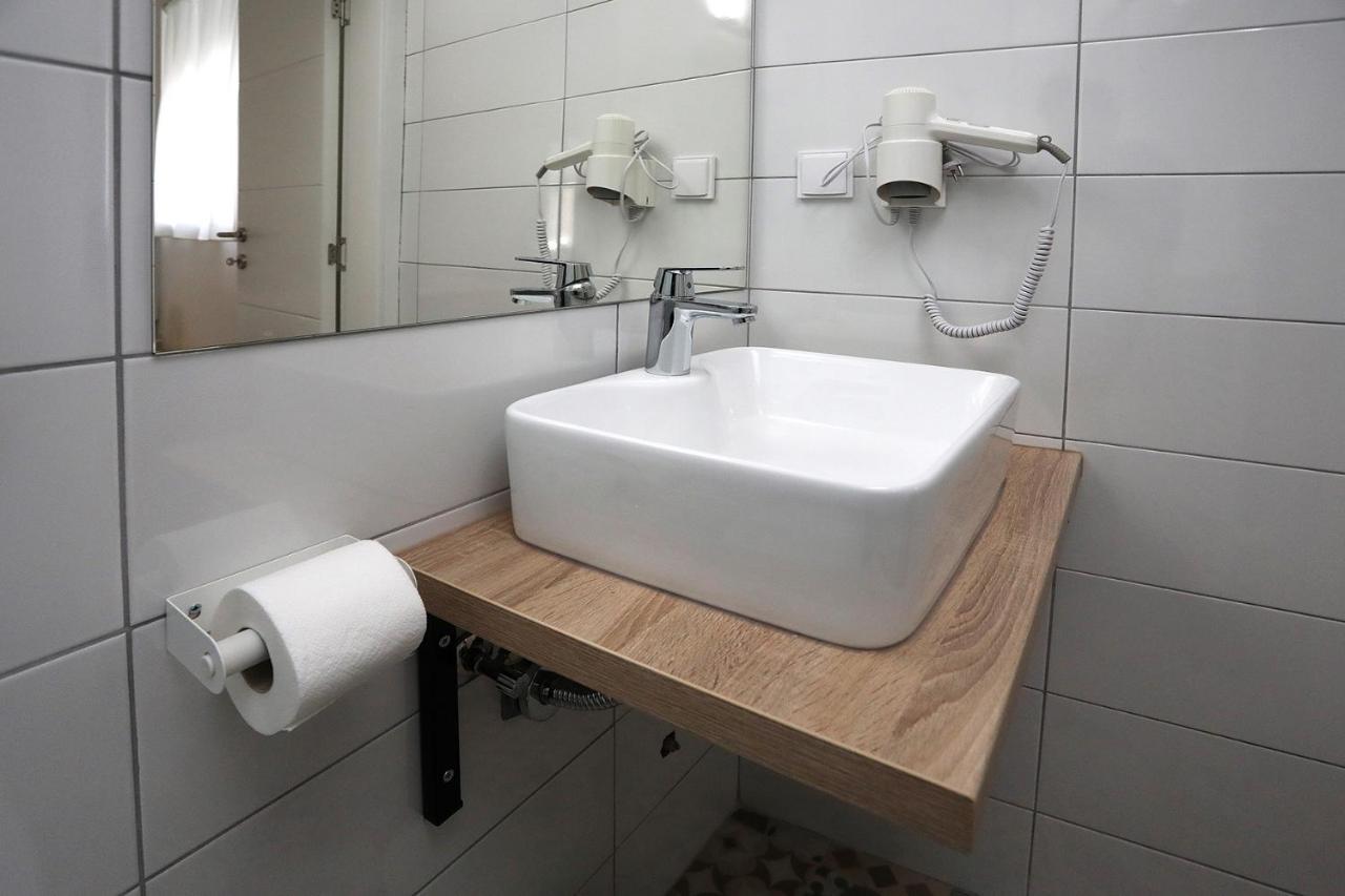 Home Apartmani I Sobe Osijek Extérieur photo